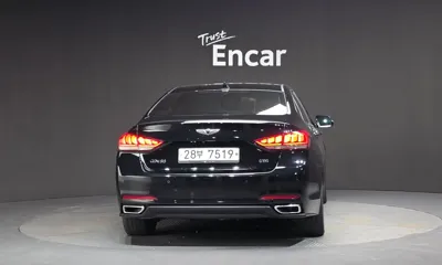 Hyundai Genesis 2015, 127014 км, за 6240.14 USD