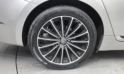 Kia K7 2013, 205146 км, за 2756.99 USD