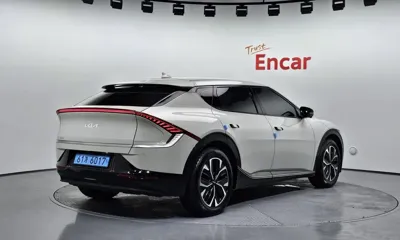 Kia EV6 2023, 125390 км, за 18378.33 USD