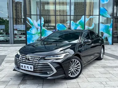 Toyota Avalon · 2025 год