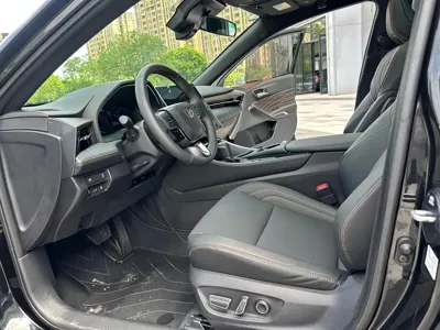 Toyota Avalon 2025, 16000 км, за 21994.31 USD - фото 9