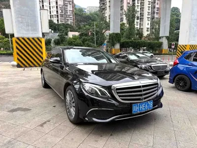 Mercedes-Benz E-Class 2020, 71000 км, за 28516.22 USD