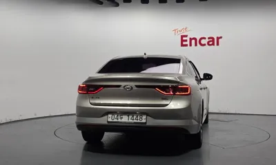 Renault-KoreaSamsung SM6 2017, 130134 км, за 3218.6 USD