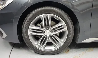Hyundai Grandeur 2018, 80660 км, за 9953.17 USD