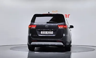 Kia Canival 2018, 98883 км, за 9189.43 USD