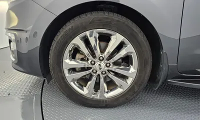 Kia Canival 2018, 98883 км, за 9189.43 USD