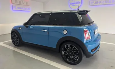 MINI Cooper 2013, 188604 км, за 2015.21 USD - фото 6