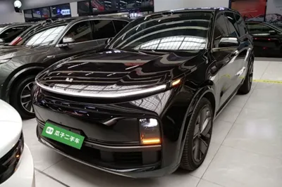 Li Auto L9 2025, 13100 км, за 54072 USD