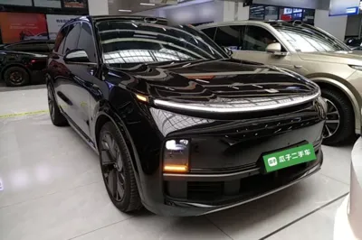 Li Auto L9 2025, 13100 км, за 54072 USD