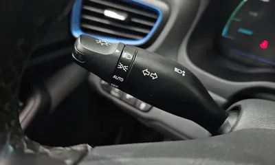Hyundai Ioniq 2018, 120754 км, за 7089.41 USD - фото 17