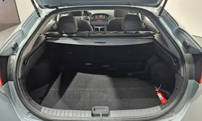 Hyundai Ioniq 2018, 120754 км, за 7089.41 USD - фото 20