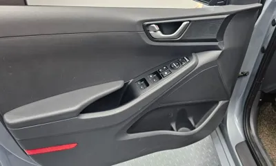 Hyundai Ioniq 2018, 120754 км, за 7089.41 USD - фото 24