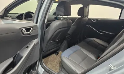 Hyundai Ioniq 2018, 120754 км, за 7089.41 USD - фото 30