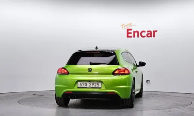 Volkswagen Scirocco 2014, 108963 км, за 8919.72 USD