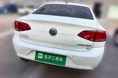 Volkswagen Lamando 2017, 101700 км, за 6464 USD