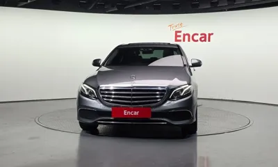 Mercedes-Benz E-Class 2017, 158697 км, за 11093.61 USD