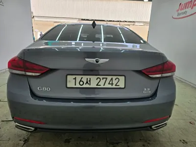 Hyundai Genesis 2016, 179135 км, за 6144.7 USD