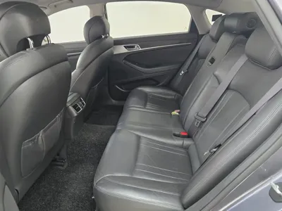 Hyundai Genesis 2016, 179135 км, за 6144.7 USD - фото 16