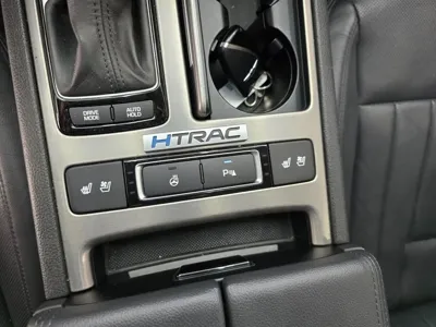 Hyundai Genesis 2016, 179135 км, за 6144.7 USD - фото 17