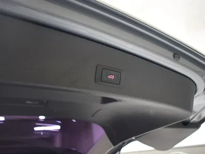 Audi Q5 2016, 168000 км, за 8775.92 USD