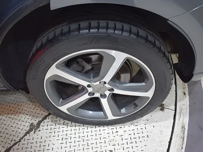 Audi Q5 2016, 168000 км, за 8775.92 USD