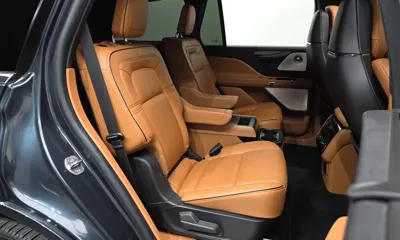 Lincoln Aviator 2022, 48464 км, за 35097.99 USD - фото 12