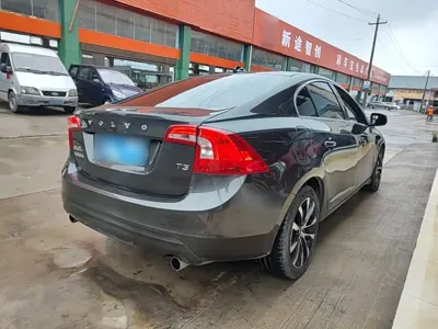 Volvo S60 2018, 107899 км, за 7571.09 USD - фото 7