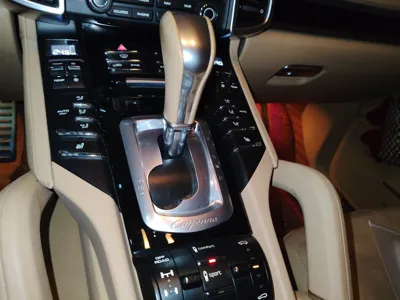 Porsche Cayenne 2016, 99600 км, за 34950 USD - фото 15