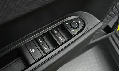 MINI Cooper 2025, 16406 км, за 19372.03 USD - фото 20