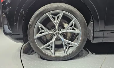 Audi Q8 2023, 17223 км, за 68662.2 USD