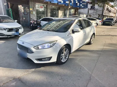 Ford Focus · 2015 год