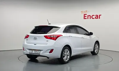 Hyundai i30 2015, 118295 км, за 3843.65 USD