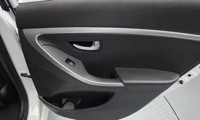 Hyundai i30 2015, 118295 км, за 3843.65 USD - фото 25