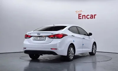 Hyundai Avante 2014, 96743 км, за 2472.03 USD