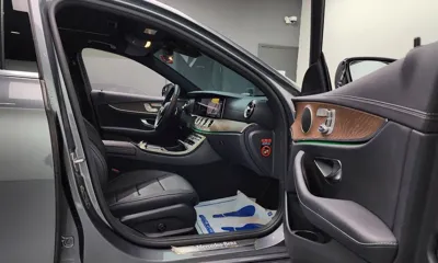 Mercedes-Benz E-Class 2022, 54196 км, за 28441.92 USD - фото 12
