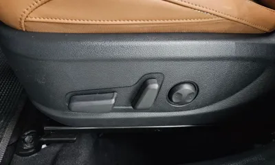 Kia Seltos 2025, 15023 км, за 19889.72 USD - фото 29