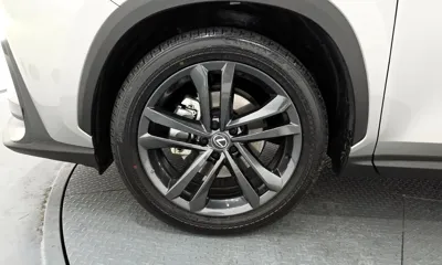 Lexus NX 2025, 9219 км, за 38255.69 USD
