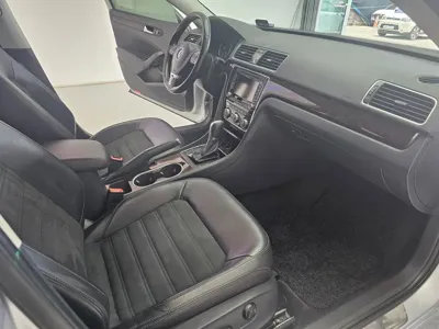 Volkswagen Passat 2015, 102000 км, за 3908.8 USD - фото 10