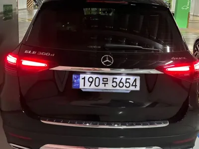 Mercedes-Benz GLE-Class 2024, 17000 км, за 56170.41 USD