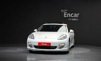 Porsche Panamera 2012, 87395 км, за 12157.25 USD