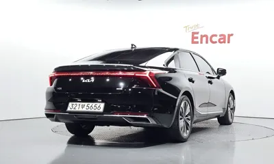 Kia K8 2022, 56098 км, за 20277.5 USD