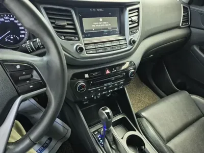 Hyundai Tucson 2016, 99438 км, за 5704.35 USD - фото 11