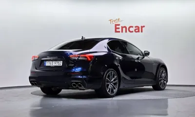 Maserati Ghibli 2022, 1547 км, за 44598.61 USD
