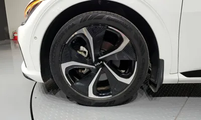Kia EV6 2023, 58126 км, за 23785.92 USD