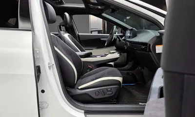 Kia EV6 2023, 58126 км, за 23785.92 USD - фото 10