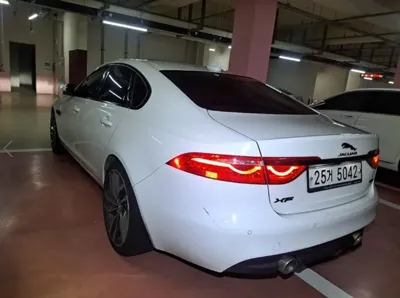 Jaguar XF 2017, 195760 км, за 5778.5 USD