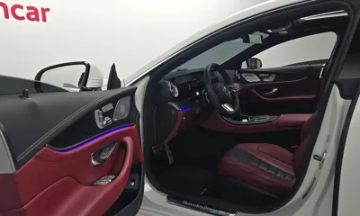 Mercedes-Benz CLS-Class 2023, 17324 км, за 39444.99 USD - фото 10