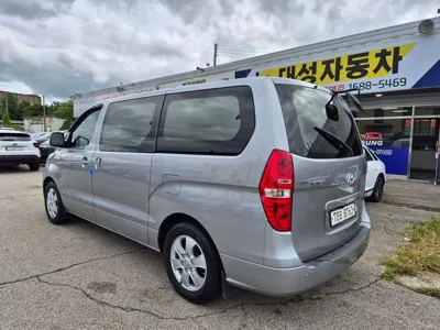 Hyundai Starex 2020, 66843 км, за 12871.35 USD