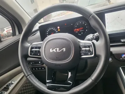 Kia Canival 2025, 9000 км, за 16241.42 USD - фото 6
