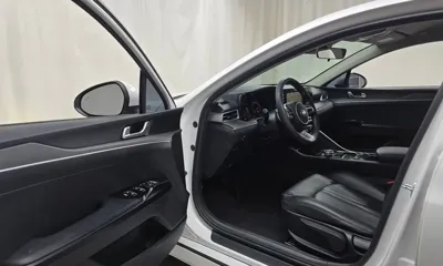 Kia K5 2021, 97486 км, за 9642.67 USD - фото 10
